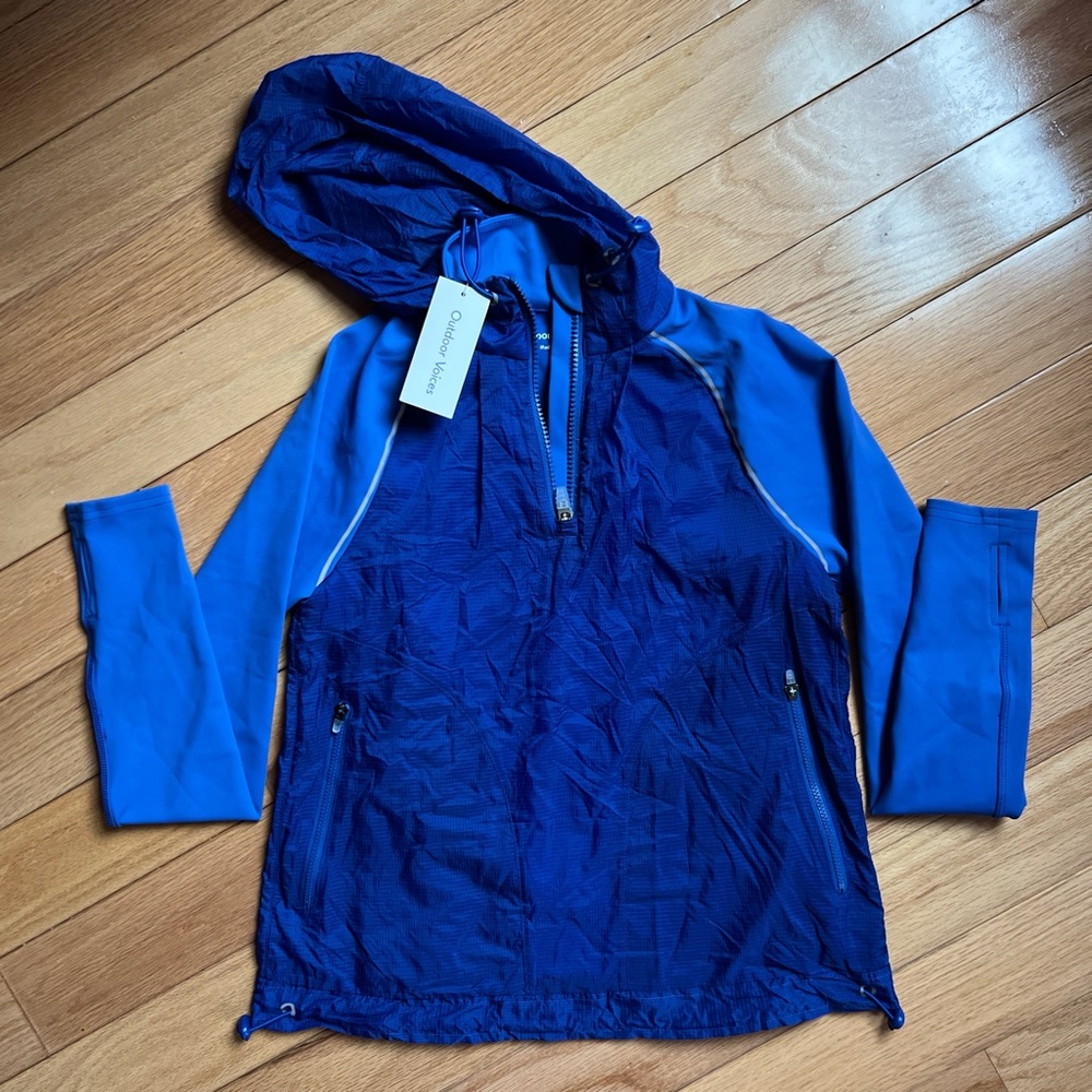 Brand New Outdoor Voices Frost Knit Running Jacket in Gorgeous Blue!